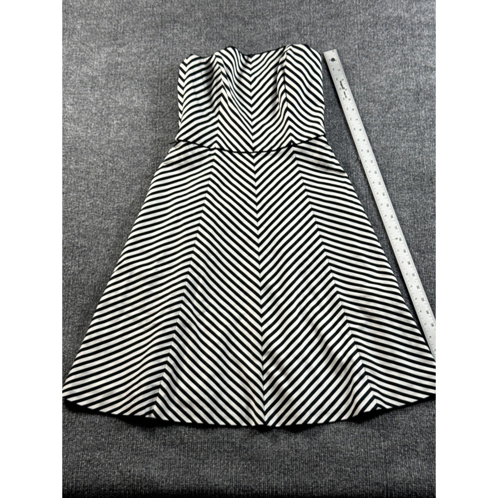 White House Black Market Strapless Chevron Fit Flare Dress Black White Size 00